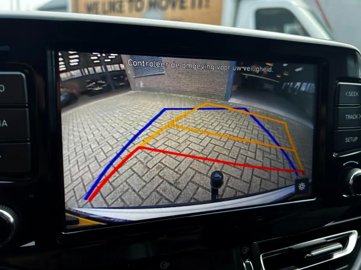 1.0 T-GDi MHEV Comfort Clima_PDC_Trekh