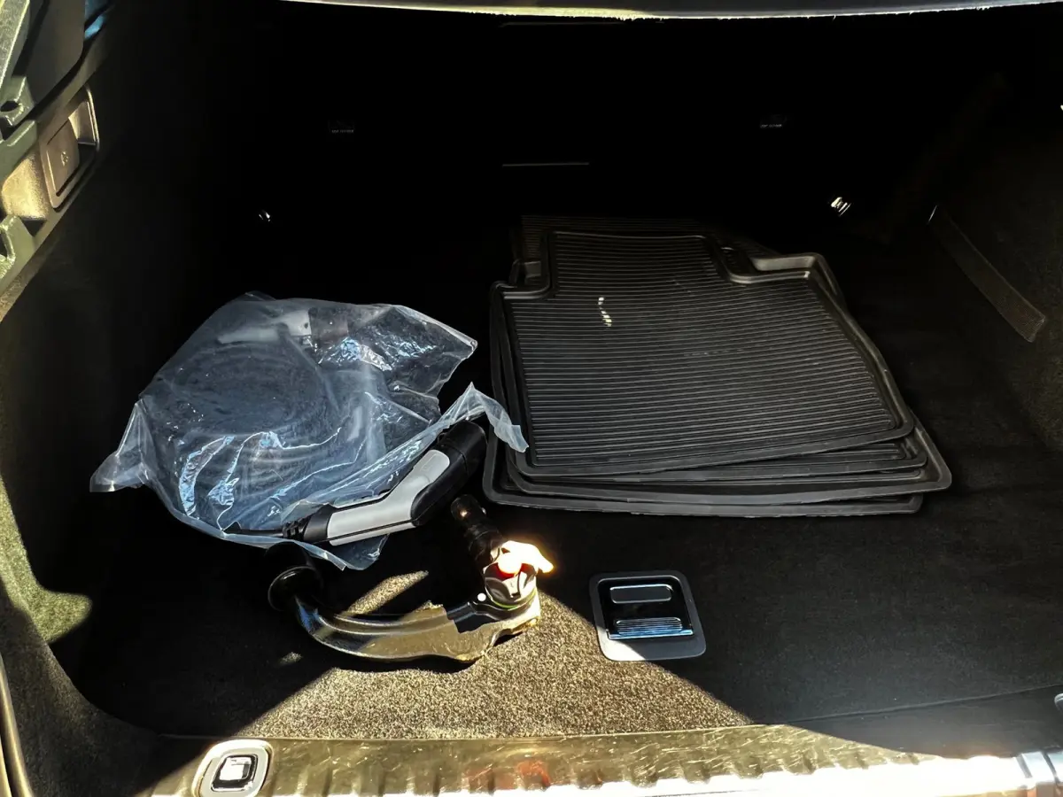 1.6 HYbrid GT Pack Business Carplay_3d Camera SOH 97%