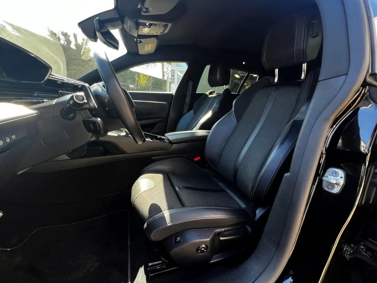 1.6 HYbrid GT Pack Business Carplay_3d Camera SOH 97%