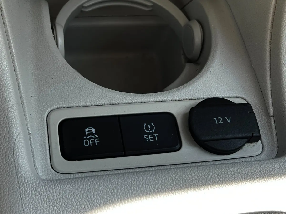Up! 1.0 BMT high up! cruise_Airco_Carplay