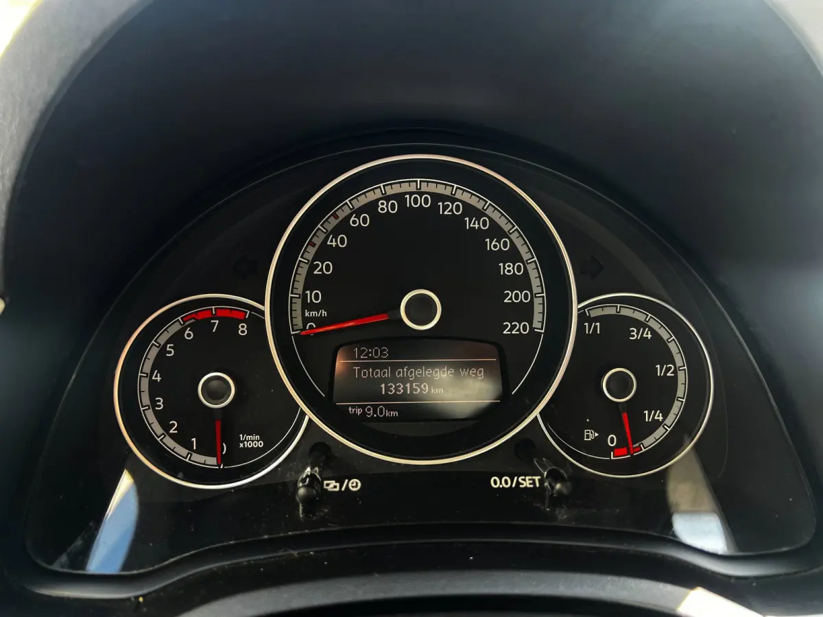 Up! 1.0 BMT high up! cruise_Airco_Carplay