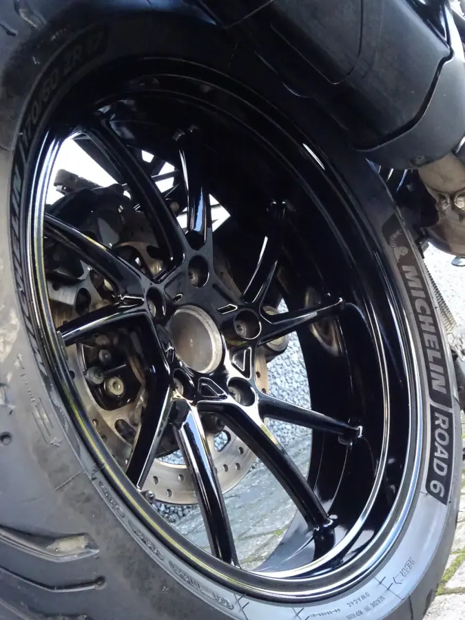 ABS TRIPLE BLACK