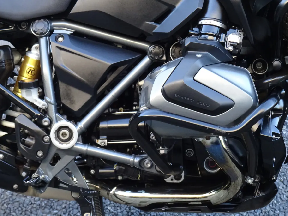 ABS TRIPLE BLACK