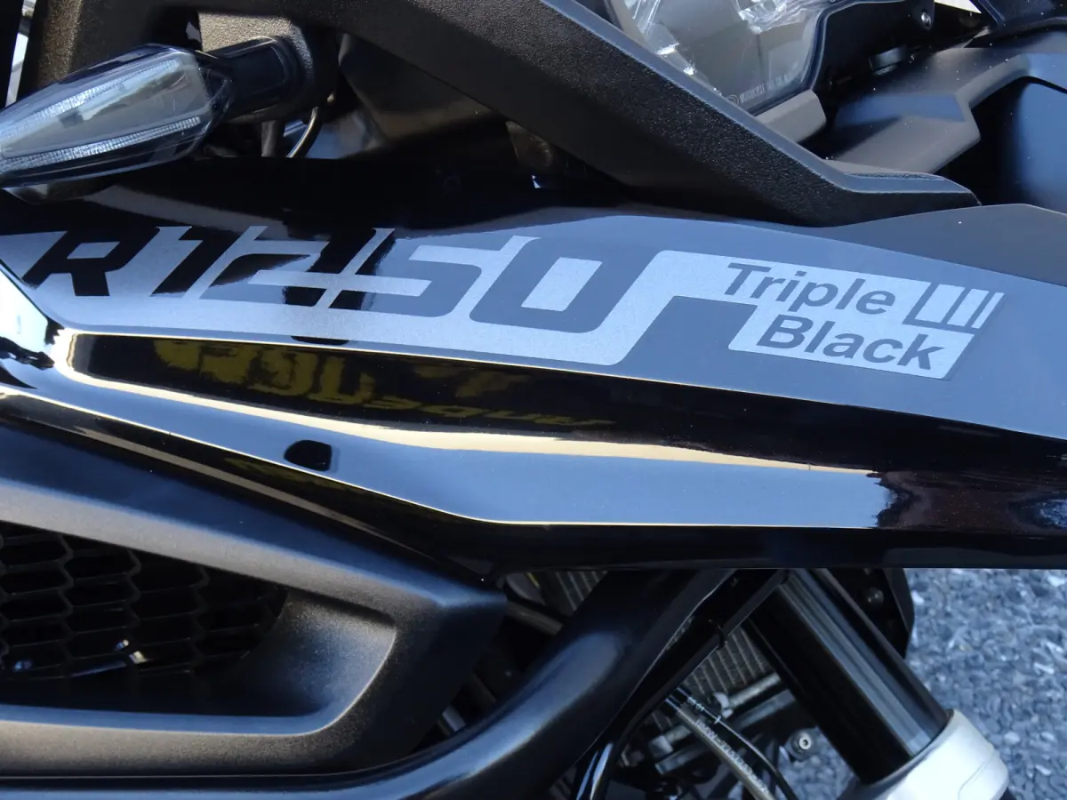 ABS TRIPLE BLACK