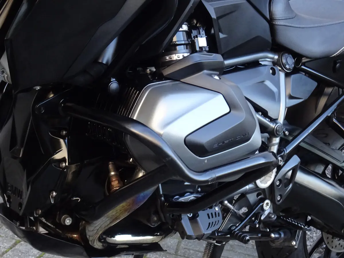 ABS TRIPLE BLACK