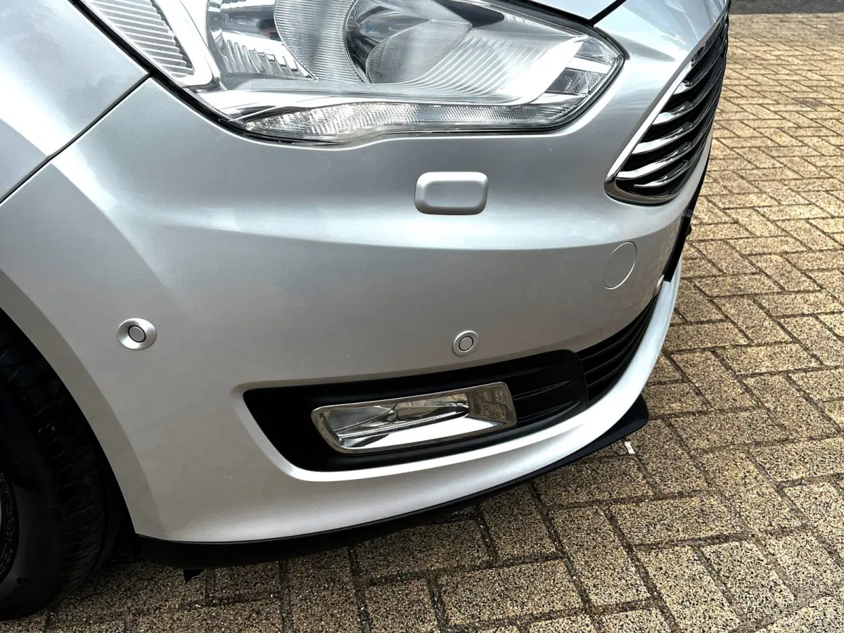 1.5 Titanium carplay_PDC_Cruise_Automaat_Trekhaak
