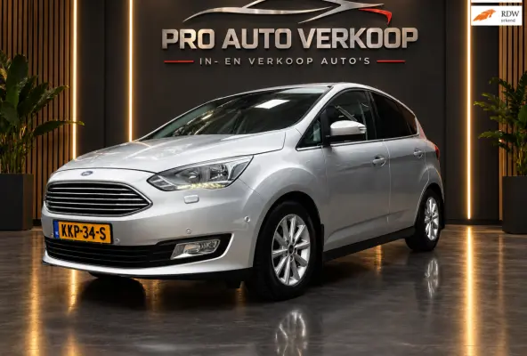 1.5 Titanium carplay_PDC_Cruise_Automaat_Trekhaak