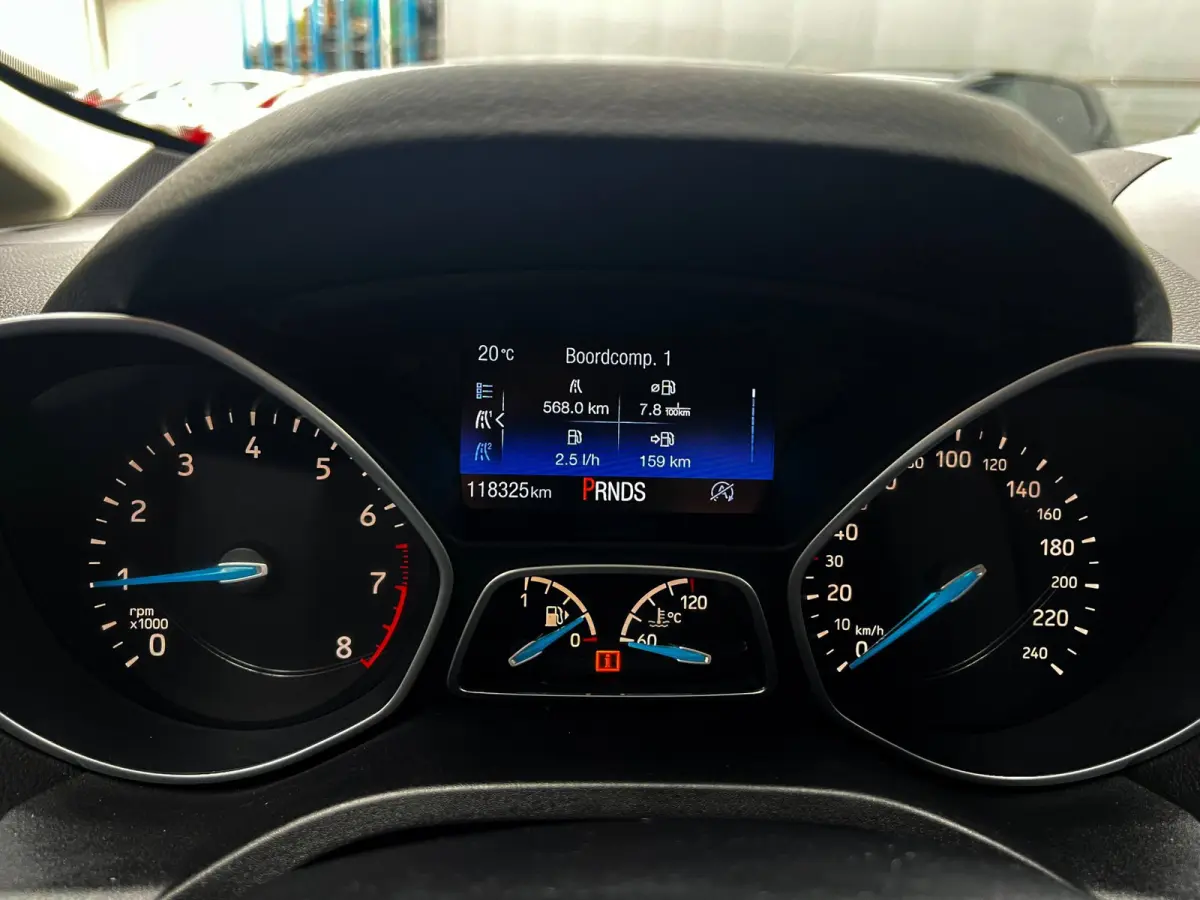 1.5 Titanium carplay_PDC_Cruise_Automaat_Trekhaak