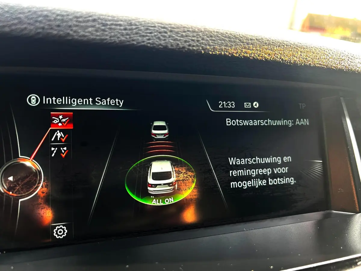XDrive28i High Executive M-Pakket_Cam_Navi_Leder