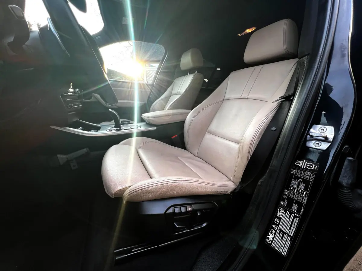 XDrive28i High Executive M-Pakket_Cam_Navi_Leder