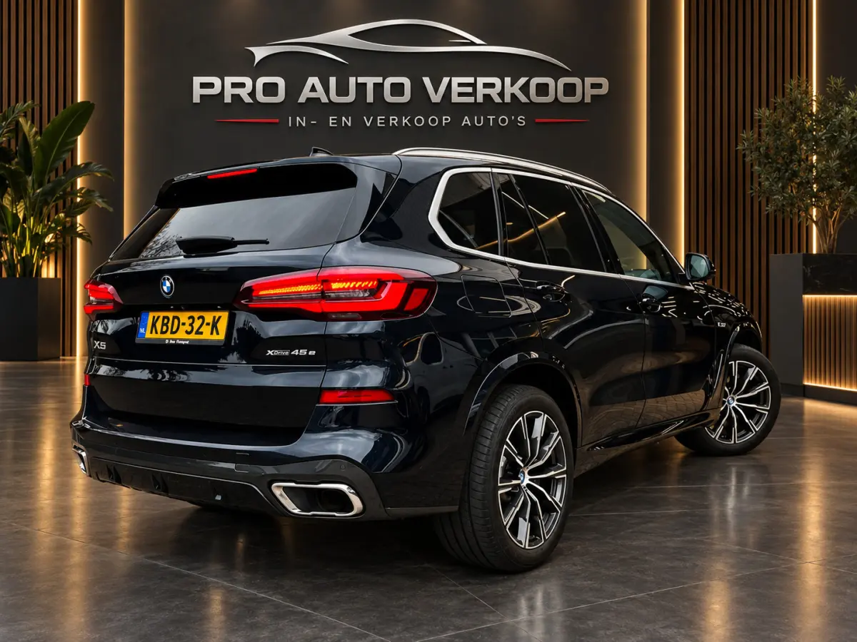 XDrive45e High Executive M-pakket_3d camera_Drive assist