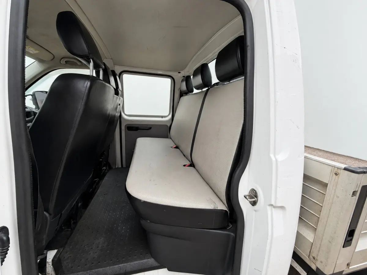 2.0 TDI L2H1 DC Pickup goed onderhouden