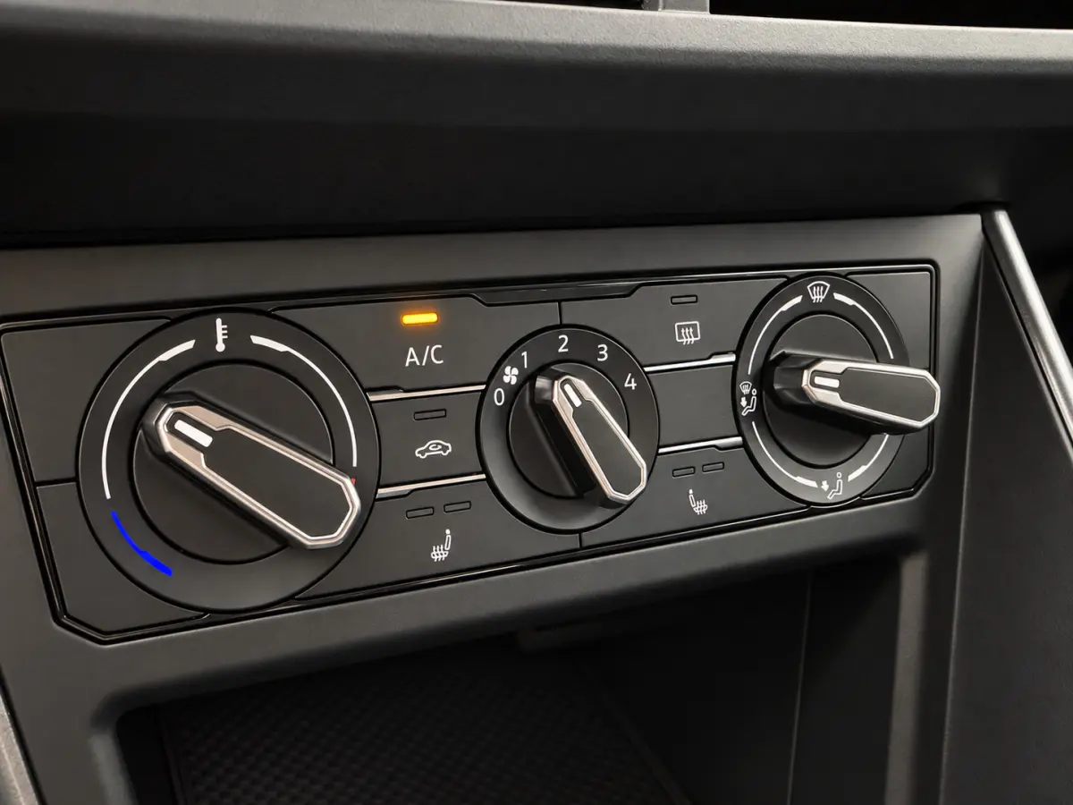 1.5 TSI R-Line Business Carplay_Front assit_Led_zeer nette auto