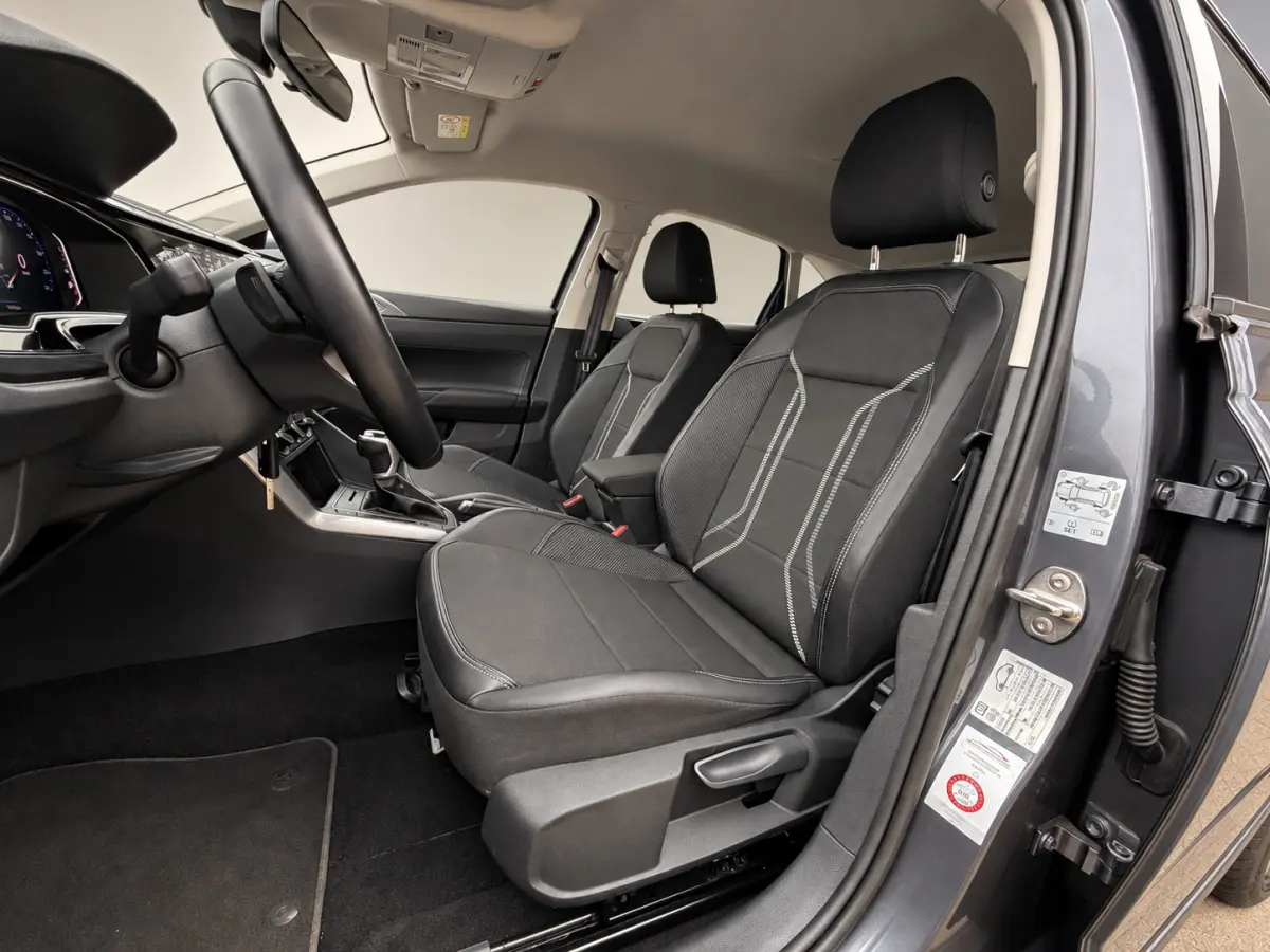 1.5 TSI R-Line Business Carplay_Front assit_Led_zeer nette auto