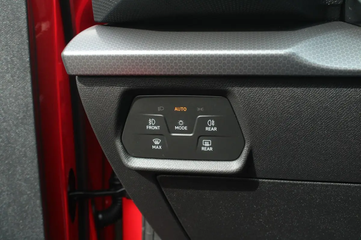 1.0 TSI 90pk Reference | Apple CarPlay/ Android auto | Cruise control | Climate Control