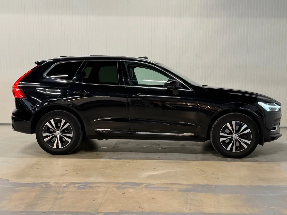 2.0 Recharge T6 AWD Inscription | PANO | LEDER | H&K | 360 CAMERA