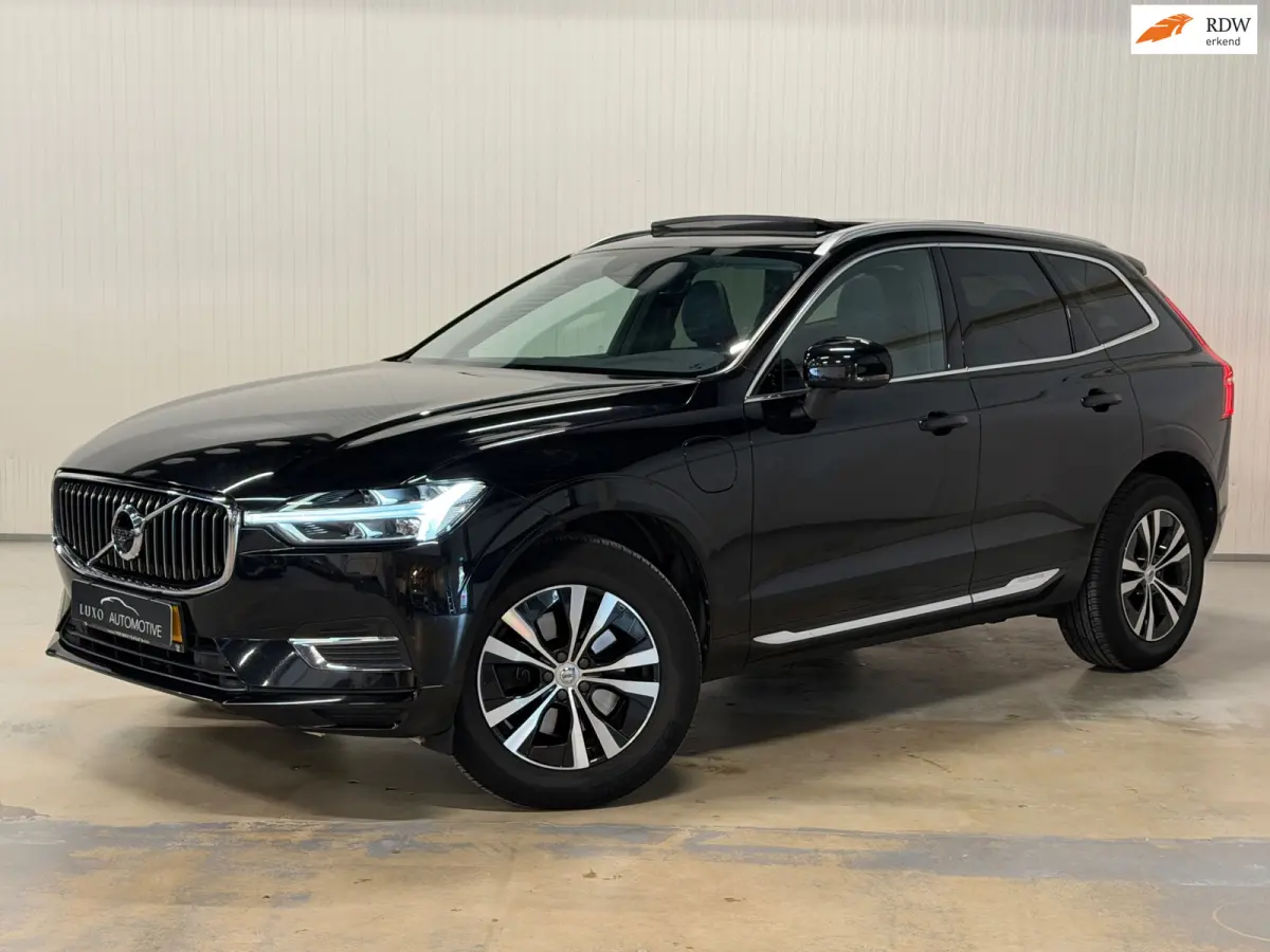 2.0 Recharge T6 AWD Inscription | PANO | LEDER | H&K | 360 CAMERA