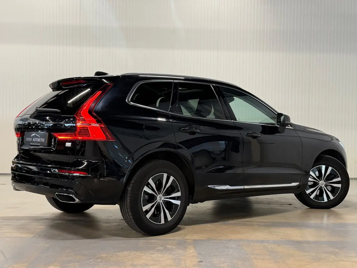 2.0 Recharge T6 AWD Inscription | PANO | LEDER | H&K | 360 CAMERA