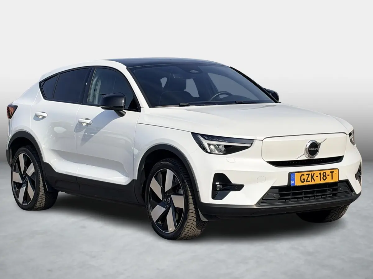 Recharge Plus 69 kWh SOH 94,3% | Panoramadak | Pilot Assist | Adaptieve cruise control | Warmtepomp | Stoel & Stuurverwarming | Achteruitrijcamera | Keyless | Memory |