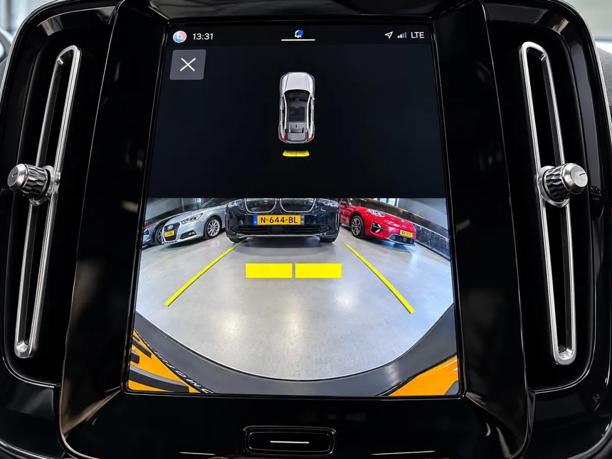 Recharge Plus 69 kWh SOH 94,3% | Panoramadak | Pilot Assist | Adaptieve cruise control | Warmtepomp | Stoel & Stuurverwarming | Achteruitrijcamera | Keyless | Memory |
