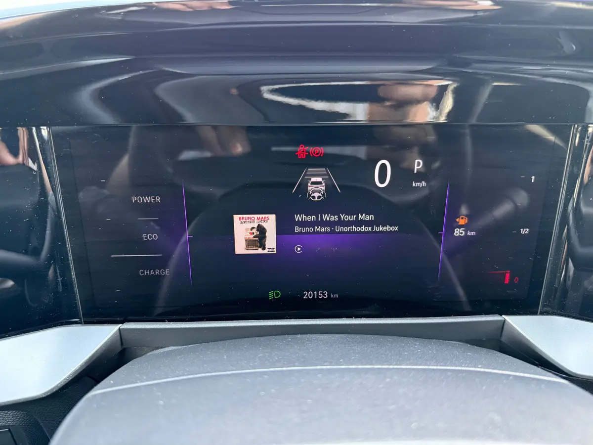 1.2 hybrid automaat 145pk | CAMERA ACHTER| PARKEERSESNOREN V&A| APPLE CARPLAY/ANDROID AUTO| CLIMATE CONTROL| KEYLESS ENTRY&START| ADAPTIVE CRUISE CONTROL