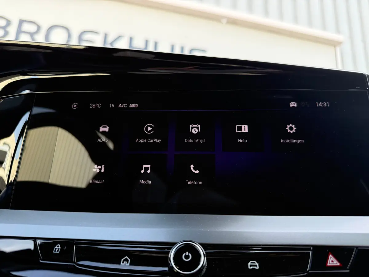 1.2 hybrid automaat 145pk | CAMERA ACHTER| PARKEERSESNOREN V&A| APPLE CARPLAY/ANDROID AUTO| CLIMATE CONTROL| KEYLESS ENTRY&START| ADAPTIVE CRUISE CONTROL