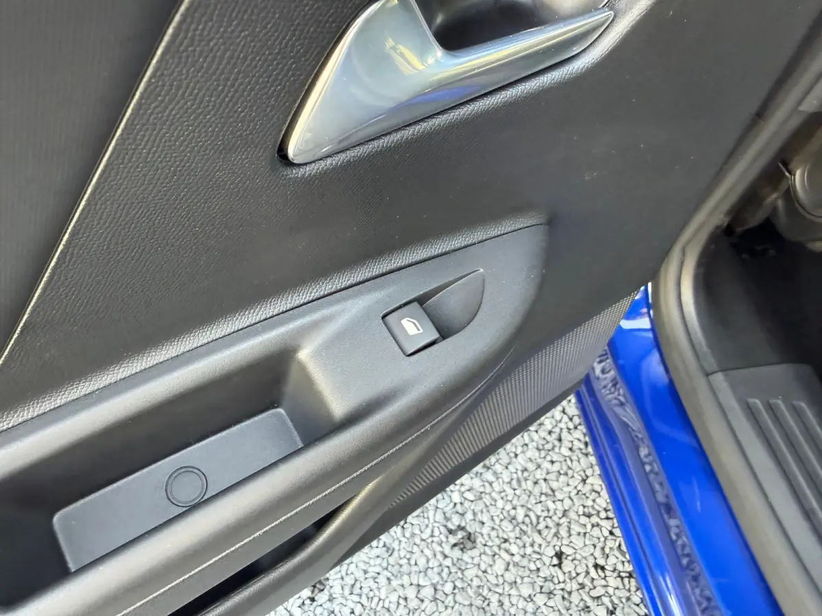 1.2 hybrid automaat 145pk | CAMERA ACHTER| PARKEERSESNOREN V&A| APPLE CARPLAY/ANDROID AUTO| CLIMATE CONTROL| KEYLESS ENTRY&START| ADAPTIVE CRUISE CONTROL
