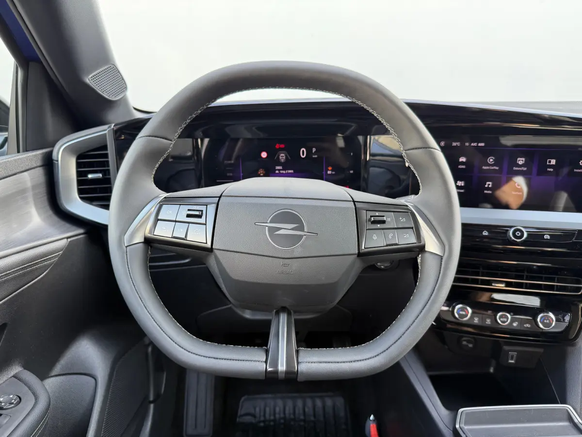 1.2 hybrid automaat 145pk | CAMERA ACHTER| PARKEERSESNOREN V&A| APPLE CARPLAY/ANDROID AUTO| CLIMATE CONTROL| KEYLESS ENTRY&START| ADAPTIVE CRUISE CONTROL