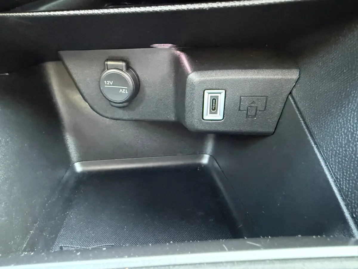 1.2 hybrid automaat 145pk | CAMERA ACHTER| PARKEERSESNOREN V&A| APPLE CARPLAY/ANDROID AUTO| CLIMATE CONTROL| KEYLESS ENTRY&START| ADAPTIVE CRUISE CONTROL