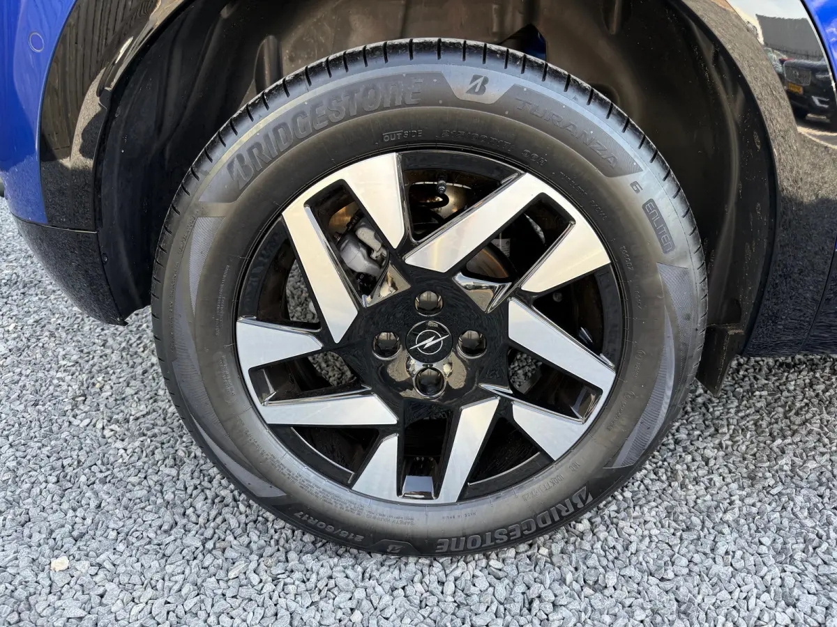 1.2 hybrid automaat 145pk | CAMERA ACHTER| PARKEERSESNOREN V&A| APPLE CARPLAY/ANDROID AUTO| CLIMATE CONTROL| KEYLESS ENTRY&START| ADAPTIVE CRUISE CONTROL