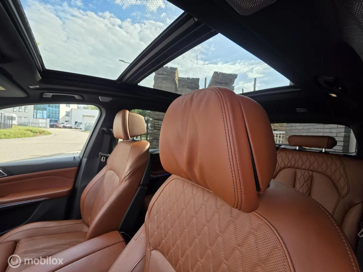 xDrive45e M-sport|Individual|SKYlounge|B&W|HUD|22''