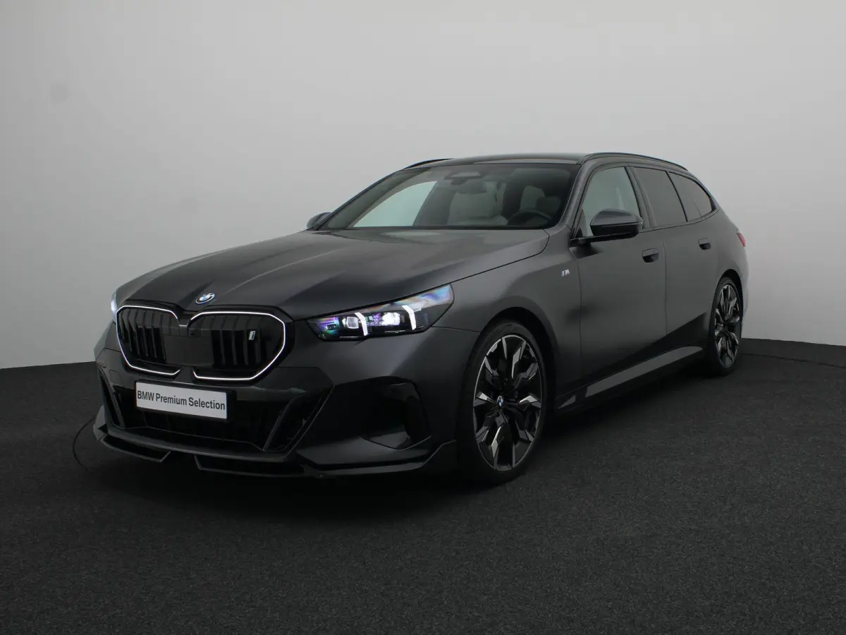 eDrive40 | M Sportpakket Pro | Innovation Pack | Travel Pack | Comfort Pack | SoH 92,3% | Stuurwielrand Verwarmd | Comfort Access | Panoramadak | Driving Assistant Professional | Bowers & Wi