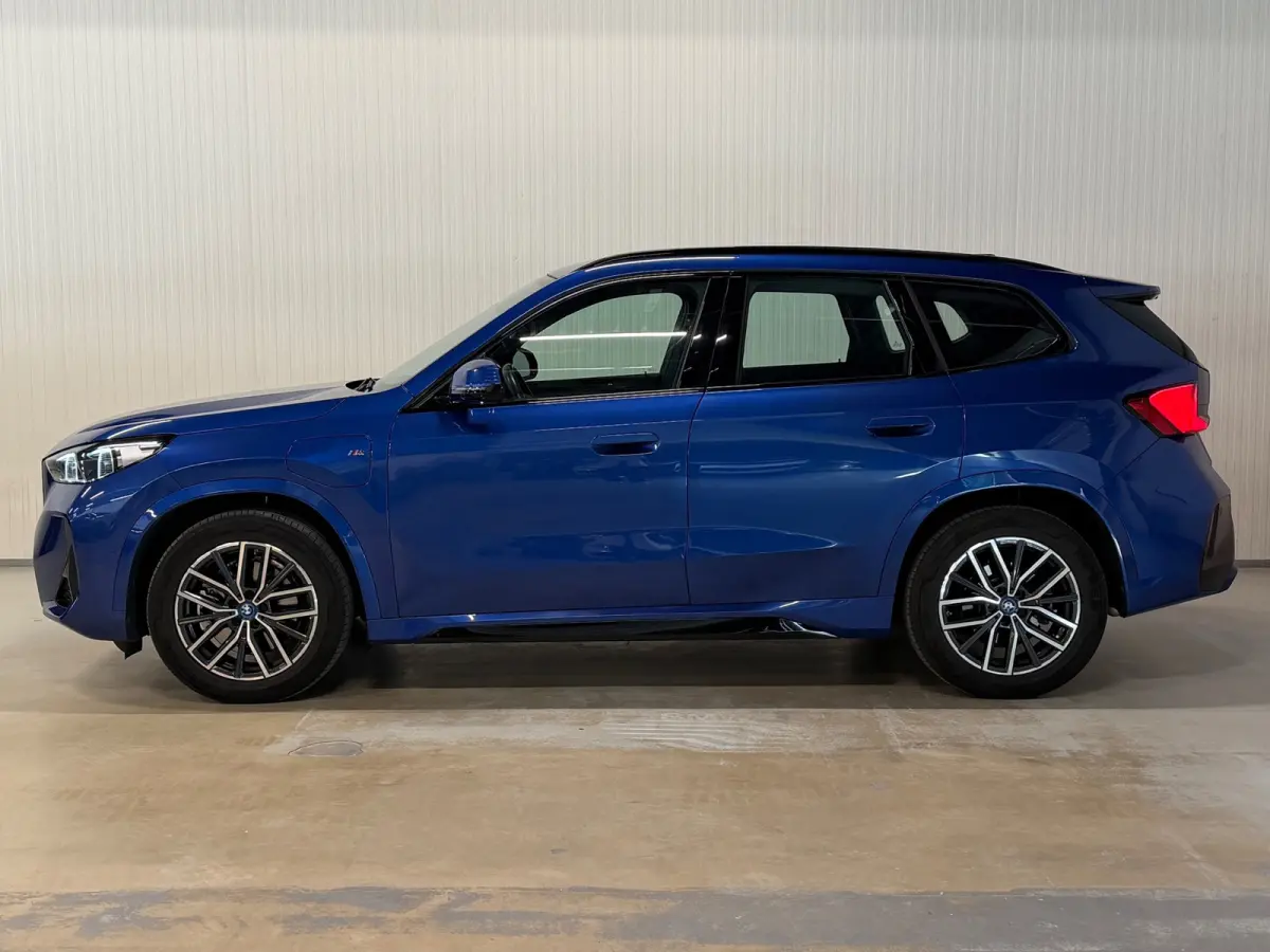 XDrive30e | M-SPORT | HUD | 360 CAMERA | AMBIANCE