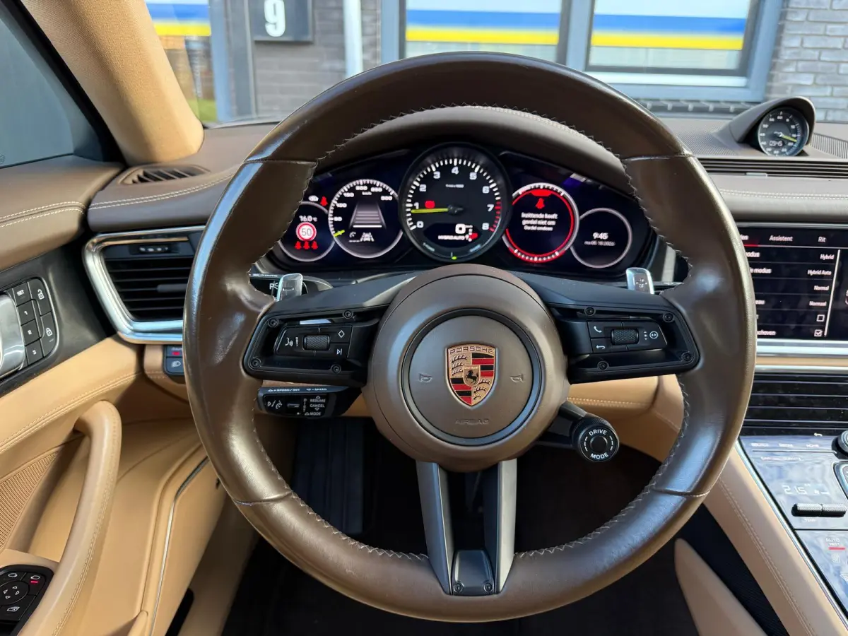 2.9 4 E-Hybrid Platinum Edition | 2E EIGENAAR | 3/6/12MND GARANTIE | ACC | PANO | HUD | CARPLAY | SFEER | 360 CAMERA | BOMVOL | SOFTCLOSE |