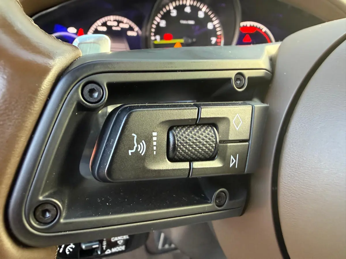2.9 4 E-Hybrid Platinum Edition | 2E EIGENAAR | 3/6/12MND GARANTIE | ACC | PANO | HUD | CARPLAY | SFEER | 360 CAMERA | BOMVOL | SOFTCLOSE |