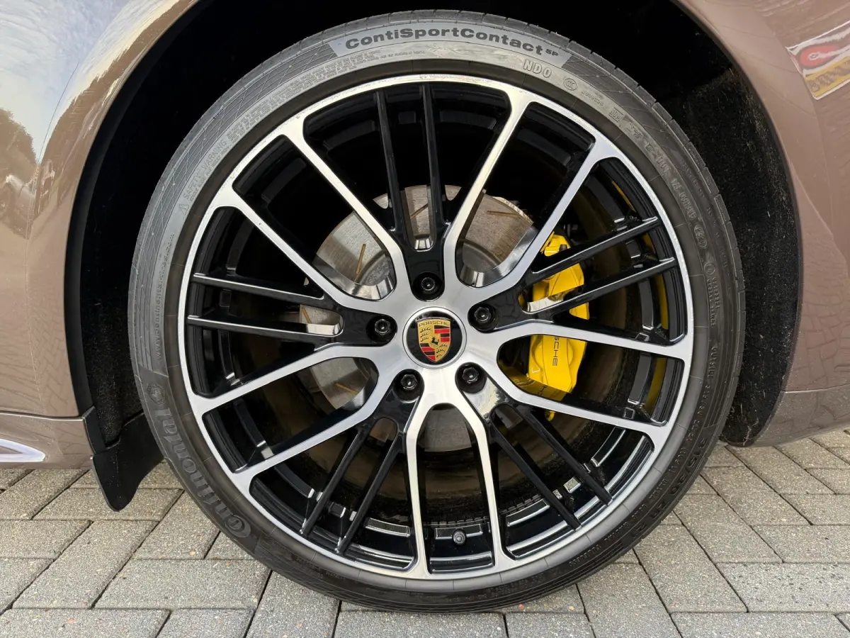 2.9 4 E-Hybrid Platinum Edition | 2E EIGENAAR | 3/6/12MND GARANTIE | ACC | PANO | HUD | CARPLAY | SFEER | 360 CAMERA | BOMVOL | SOFTCLOSE |