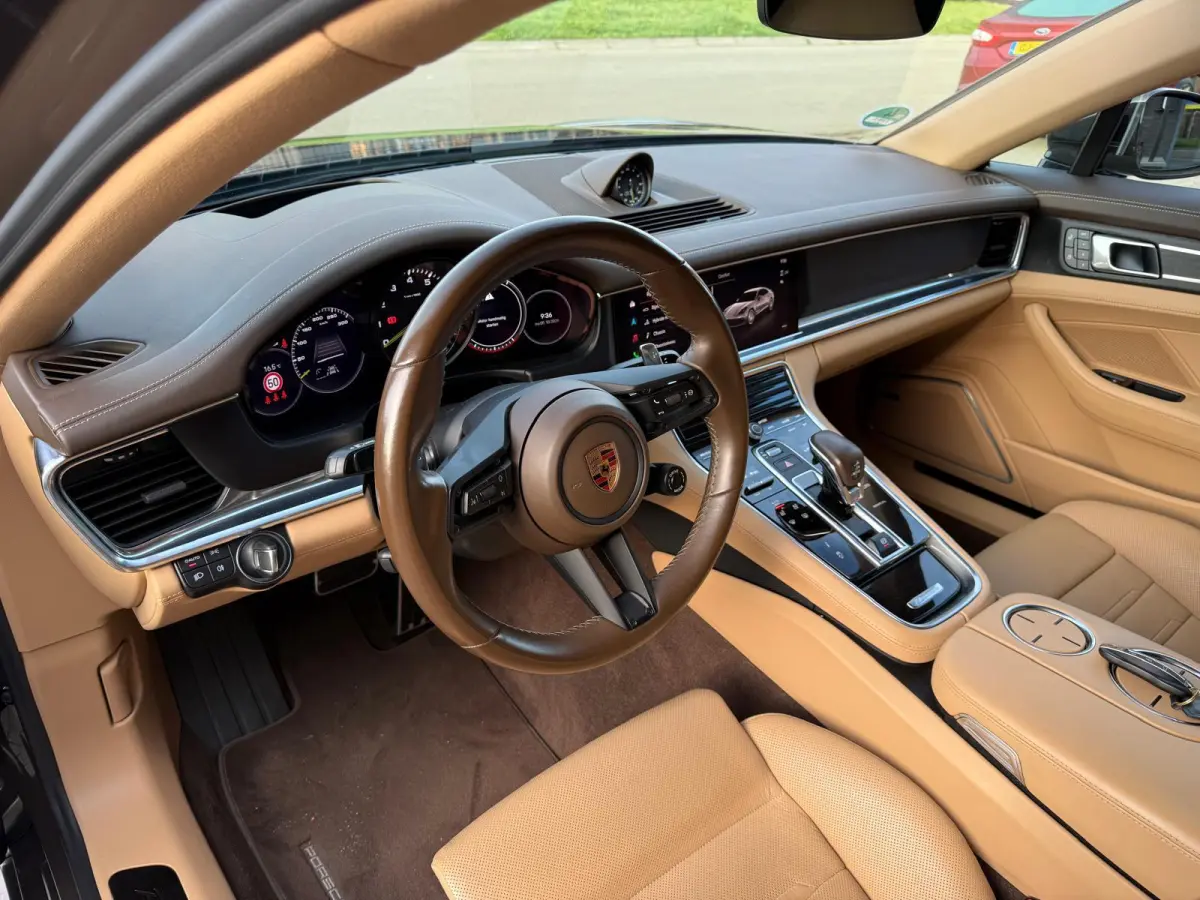 2.9 4 E-Hybrid Platinum Edition | 2E EIGENAAR | 3/6/12MND GARANTIE | ACC | PANO | HUD | CARPLAY | SFEER | 360 CAMERA | BOMVOL | SOFTCLOSE |
