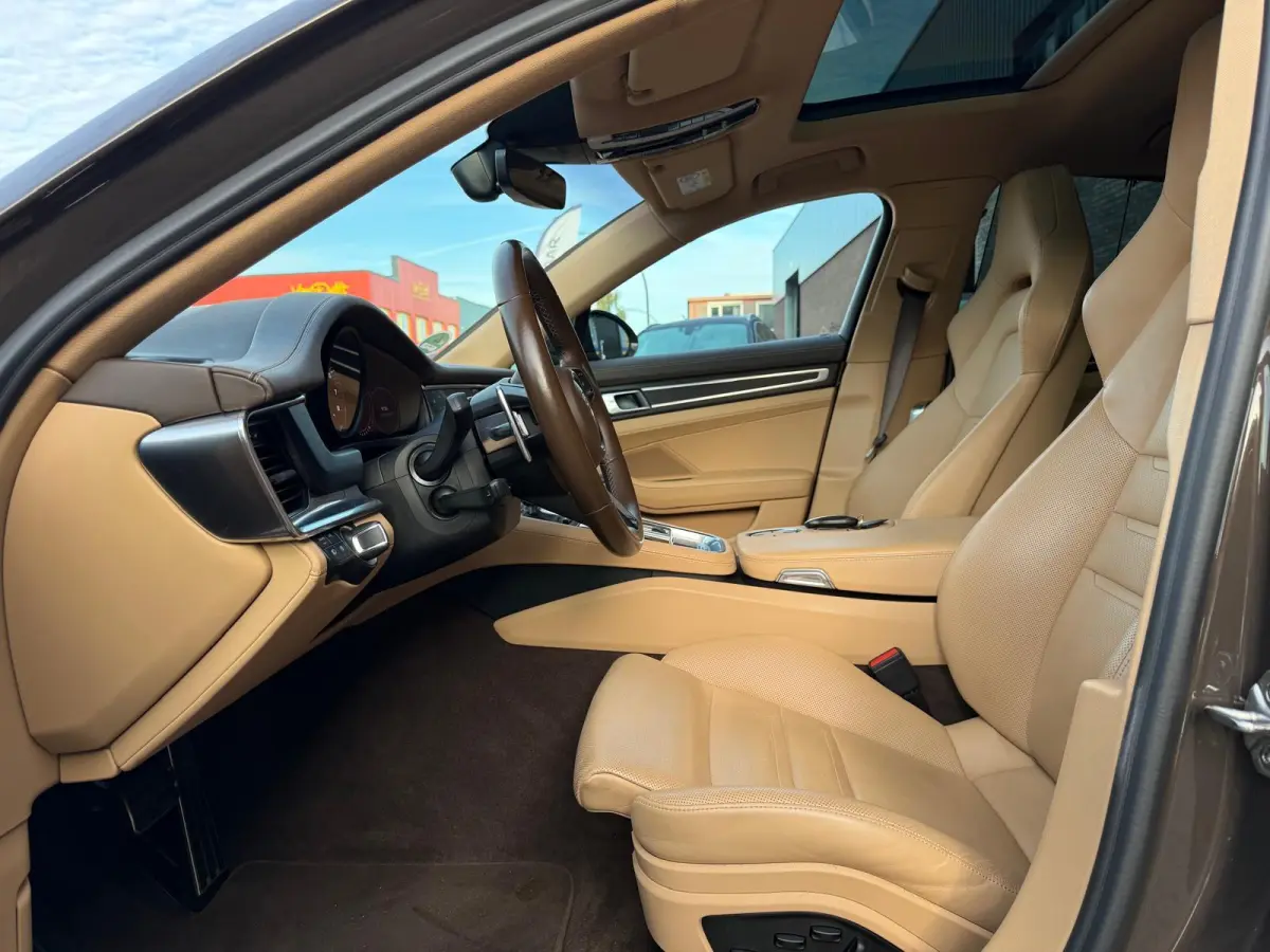 2.9 4 E-Hybrid Platinum Edition | 2E EIGENAAR | 3/6/12MND GARANTIE | ACC | PANO | HUD | CARPLAY | SFEER | 360 CAMERA | BOMVOL | SOFTCLOSE |