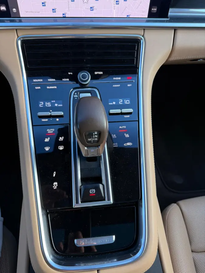 2.9 4 E-Hybrid Platinum Edition | 2E EIGENAAR | 3/6/12MND GARANTIE | ACC | PANO | HUD | CARPLAY | SFEER | 360 CAMERA | BOMVOL | SOFTCLOSE |