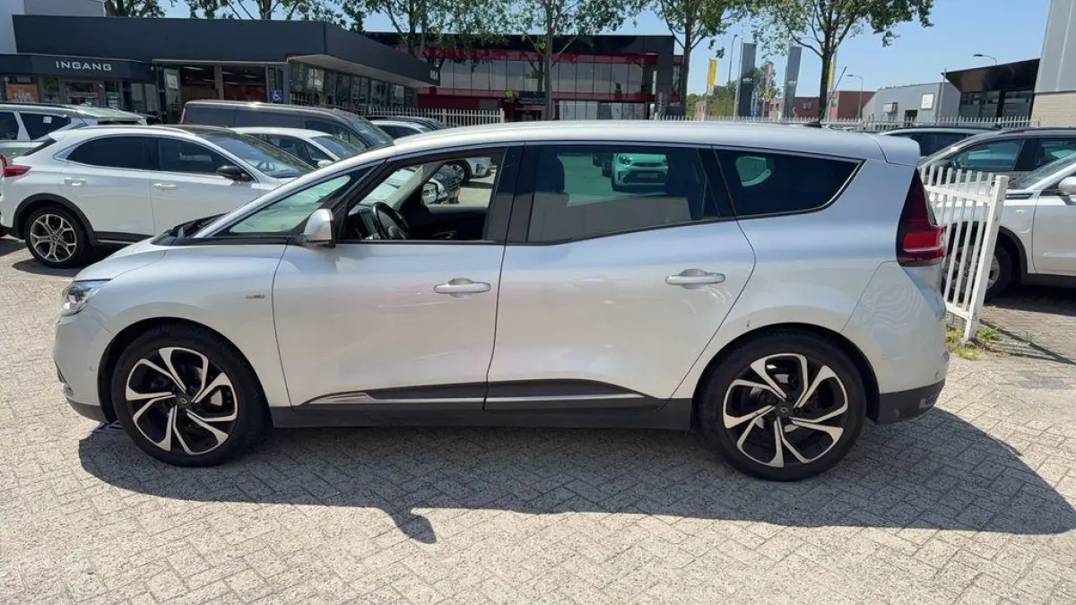 TCe 160 EDC GPF Bose | AUTOMAAT | Trekhaak | Parkeercamera | Stoelverw. |