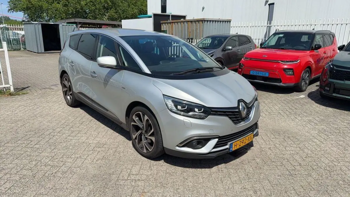 TCe 160 EDC GPF Bose | AUTOMAAT | Trekhaak | Parkeercamera | Stoelverw. |
