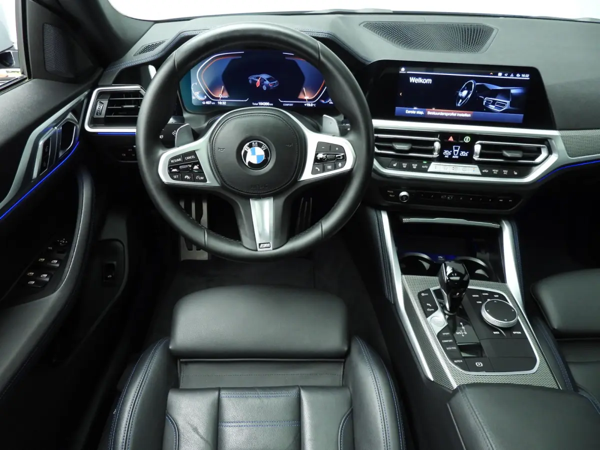 420i | M-Sportpakket | LED | Leder | Navigatie | Active cruise | Schuifdak | Sportstoelen | DAB | Hifi speakers | Alu 19 inch