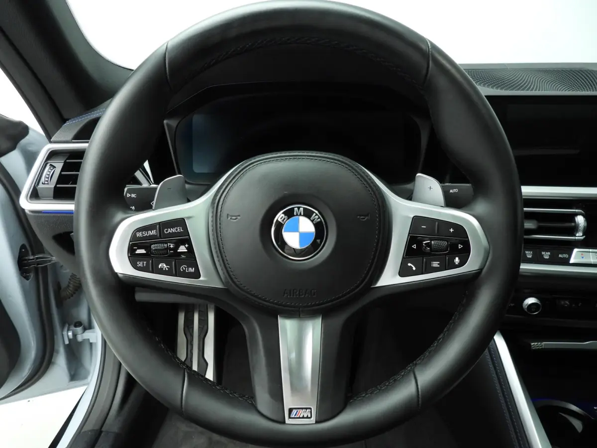 420i | M-Sportpakket | LED | Leder | Navigatie | Active cruise | Schuifdak | Sportstoelen | DAB | Hifi speakers | Alu 19 inch