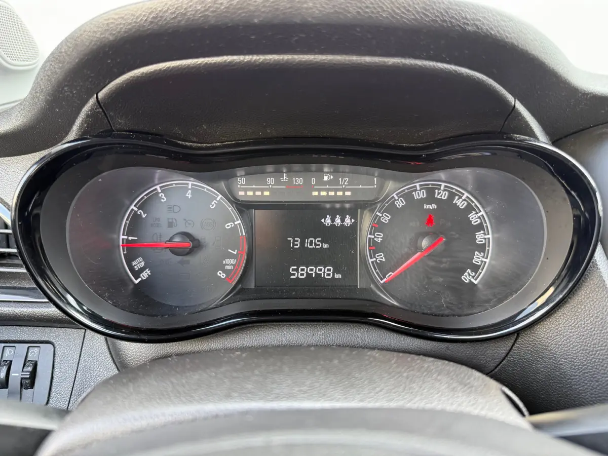 1.0 75pk Edition | AIRCO| BLUETOOTH| CRUISE CONTROL| CENTRALE DEURVERGENDELING