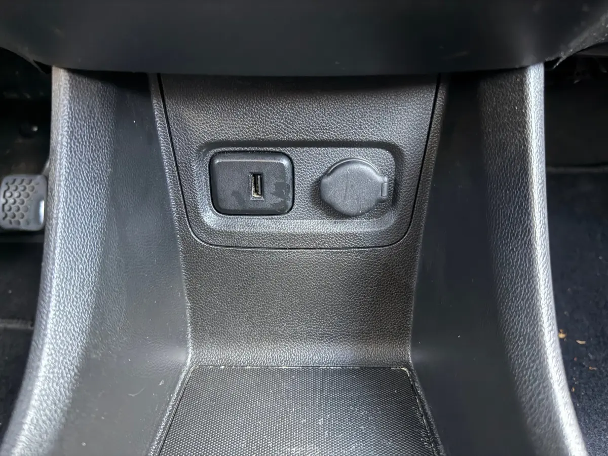 1.0 75pk Edition | AIRCO| BLUETOOTH| CRUISE CONTROL| CENTRALE DEURVERGENDELING