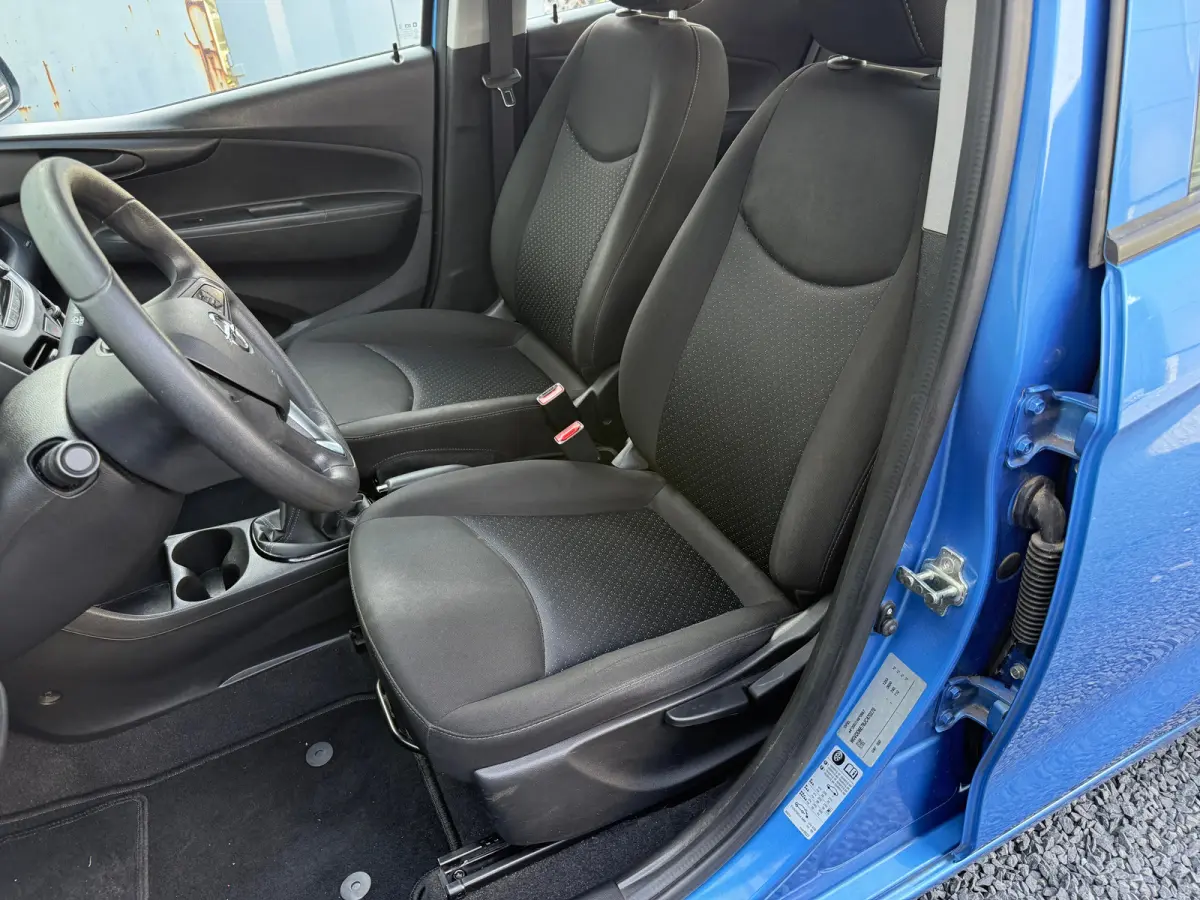 1.0 75pk Edition | AIRCO| BLUETOOTH| CRUISE CONTROL| CENTRALE DEURVERGENDELING