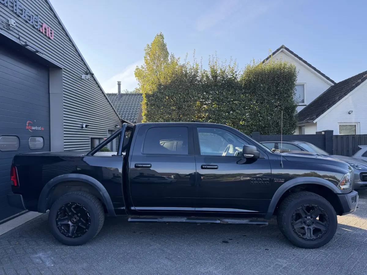 1500 5.7 V8 Quad Cab 6'4 | Panoramadak | Camera | Alpine Sound | Trekhaak |