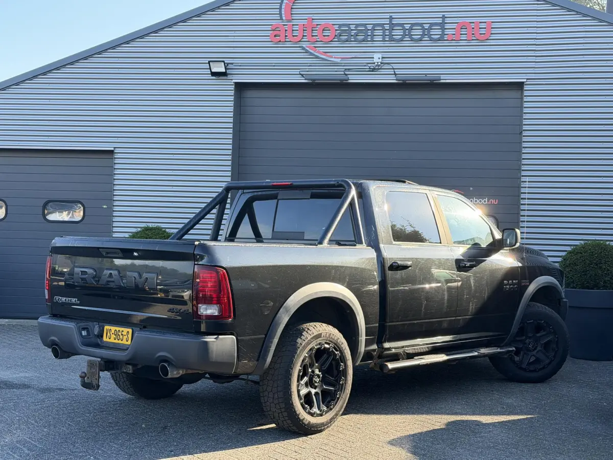 1500 5.7 V8 Quad Cab 6'4 | Panoramadak | Camera | Alpine Sound | Trekhaak |