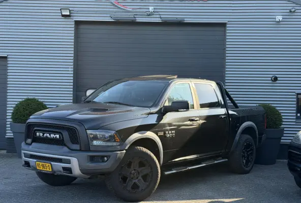 1500 5.7 V8 Quad Cab 6'4 | Panoramadak | Camera | Alpine Sound | Trekhaak |
