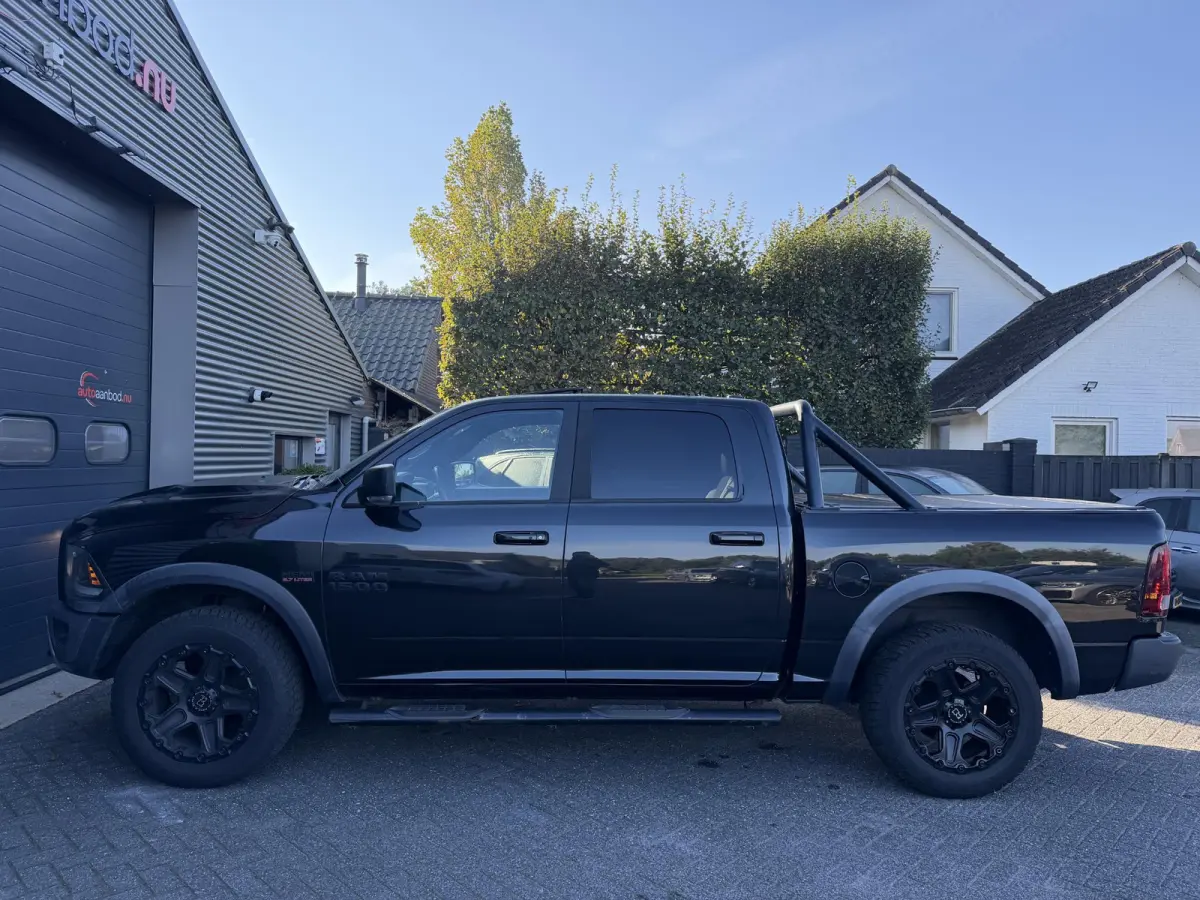 1500 5.7 V8 Quad Cab 6'4 | Panoramadak | Camera | Alpine Sound | Trekhaak |